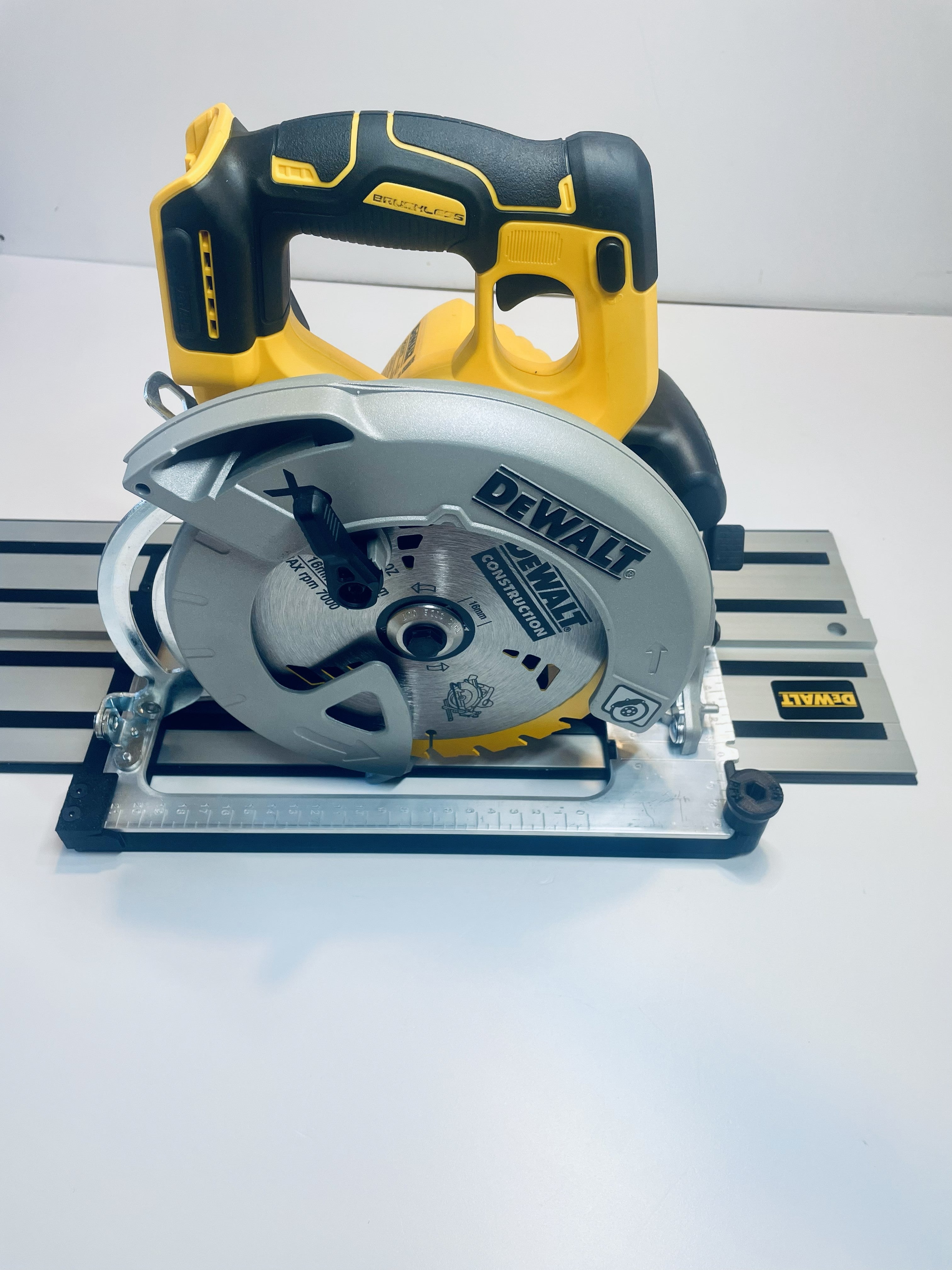 Guide Rail Adapter for DeWalt DCS570 DWE575 DCS575 DCS578 DCS573 Base dewal Rail Track