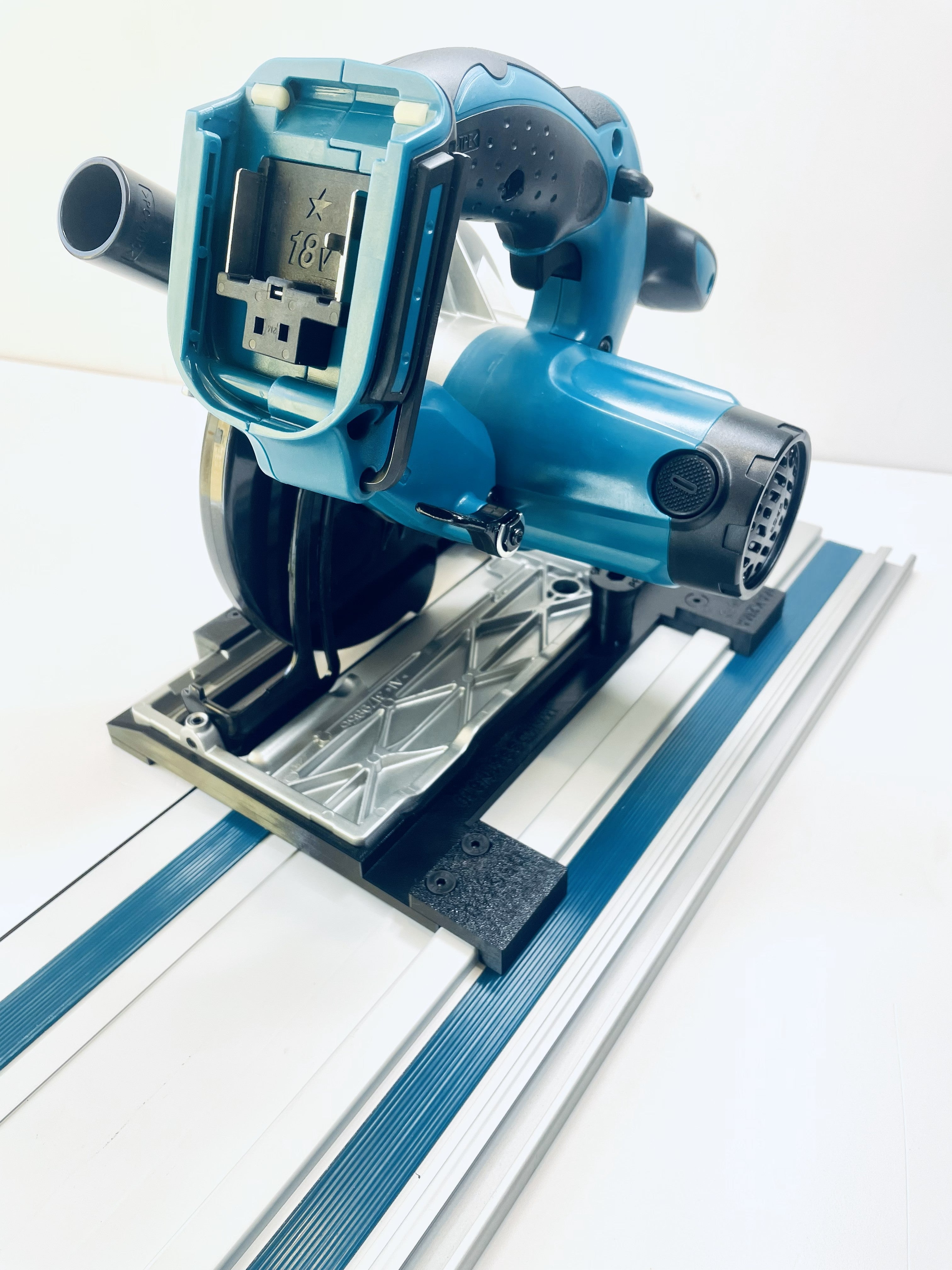 Makita DSS610Z DSS611Z Adapter Makita Circular Saw Guid Rail Track UK