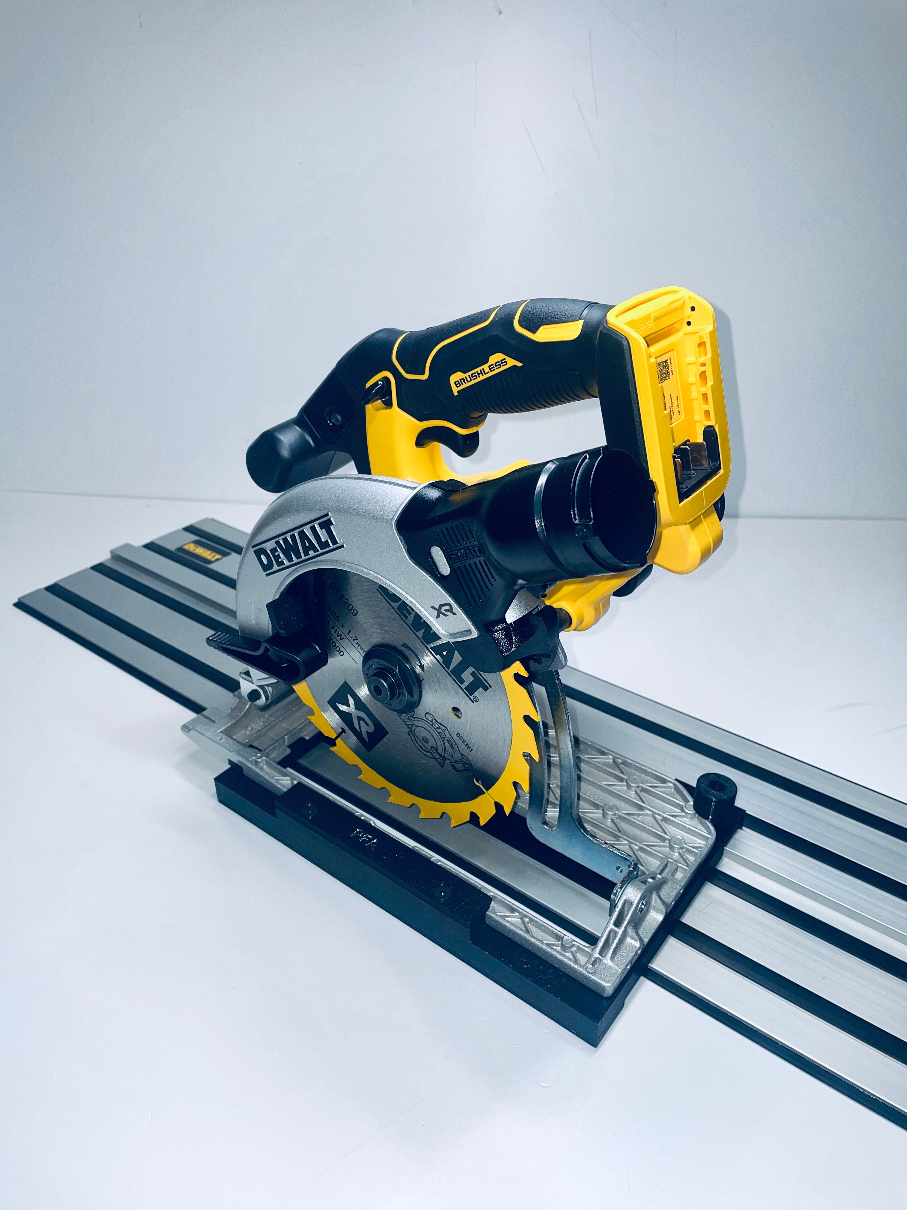 Dewalt DCS391 DCS565 Circular Saw Adapter Dewalt Rail -Stright Cutting Only