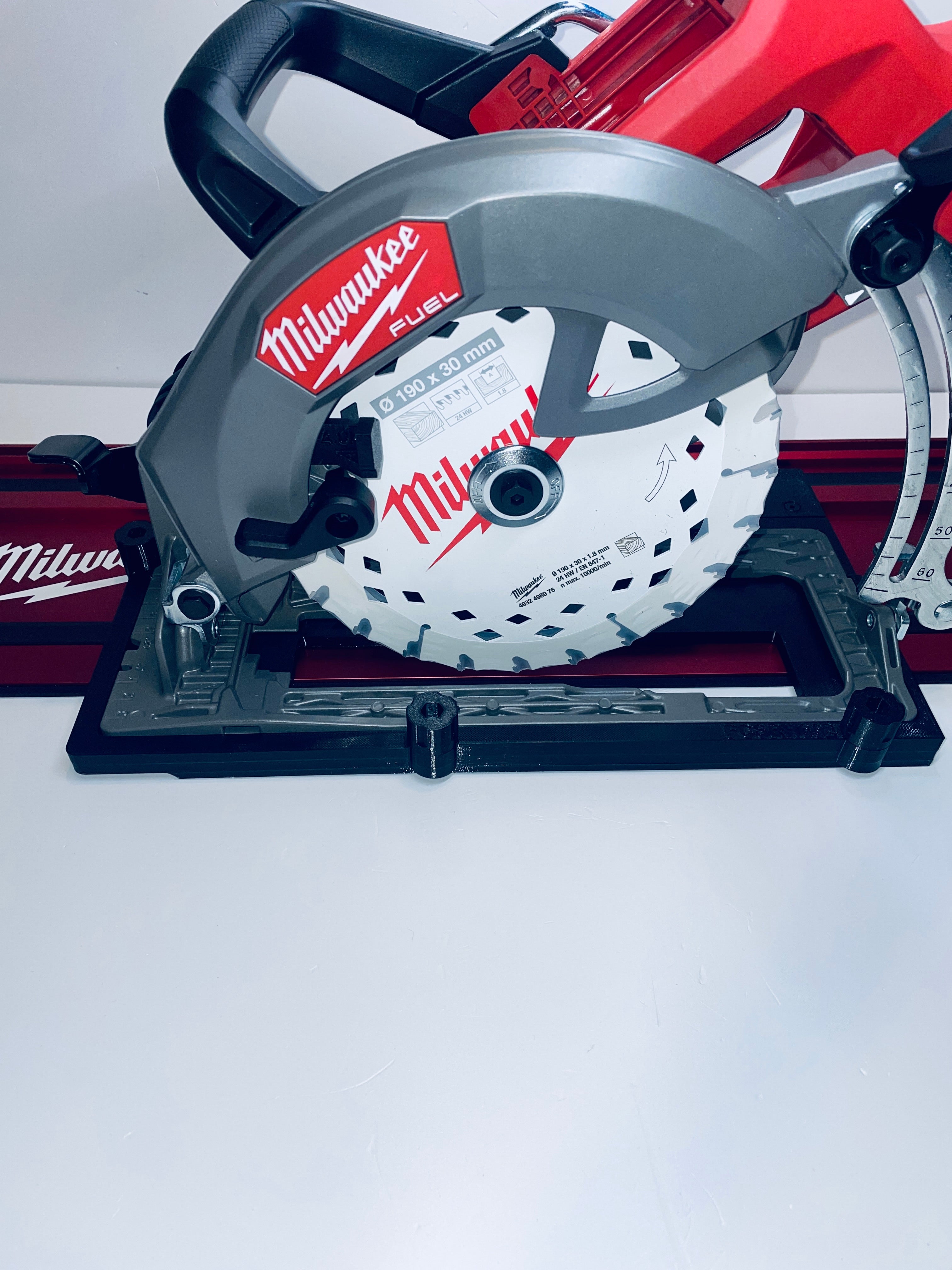 Milwaukee M18 FCSRH662 2830-20 Adapter Base Milwaukee Guide Rail Track