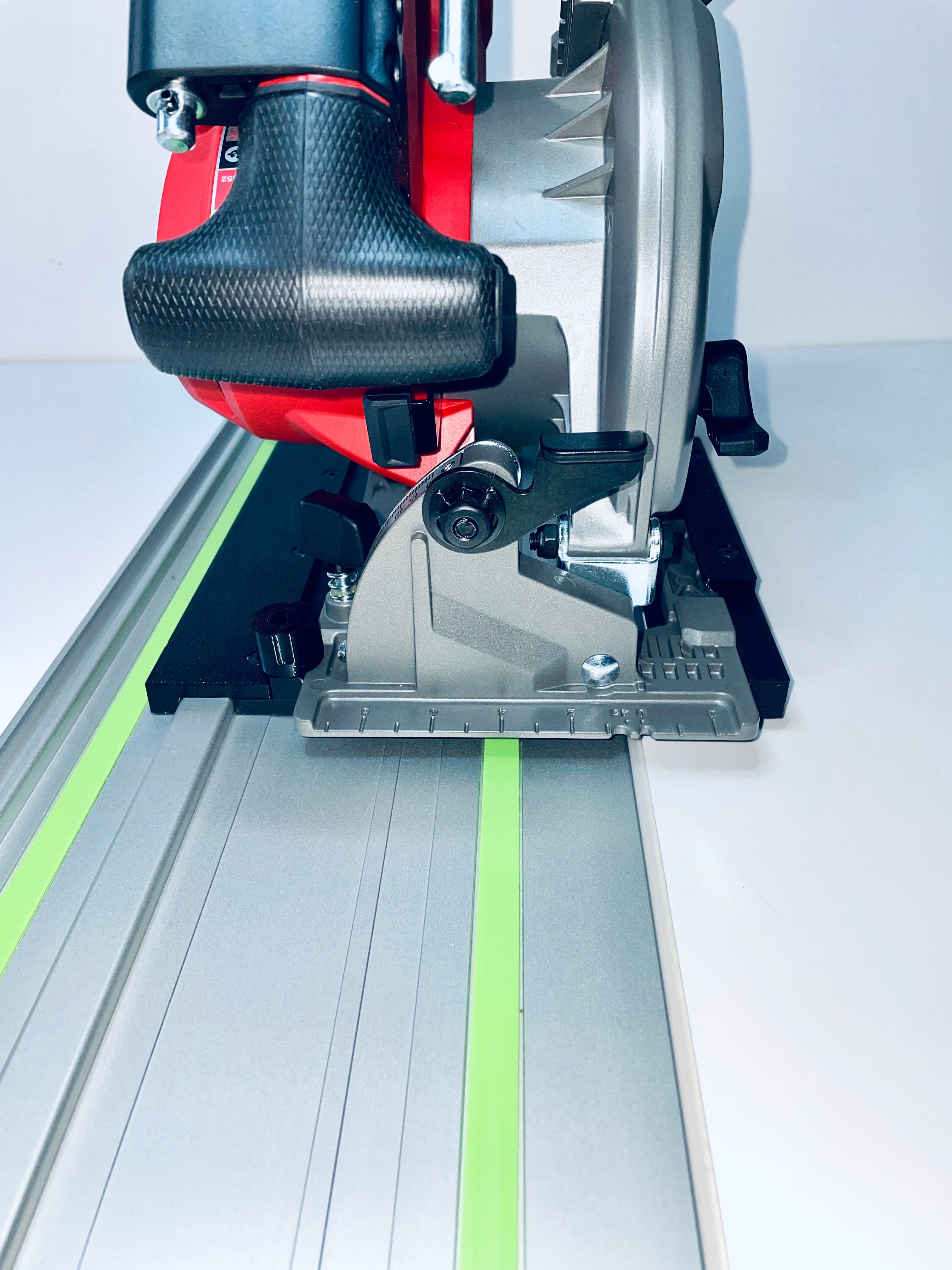 Milwaukee FCS552 Adapter Plate Compatible With Festool Guide Rail Track