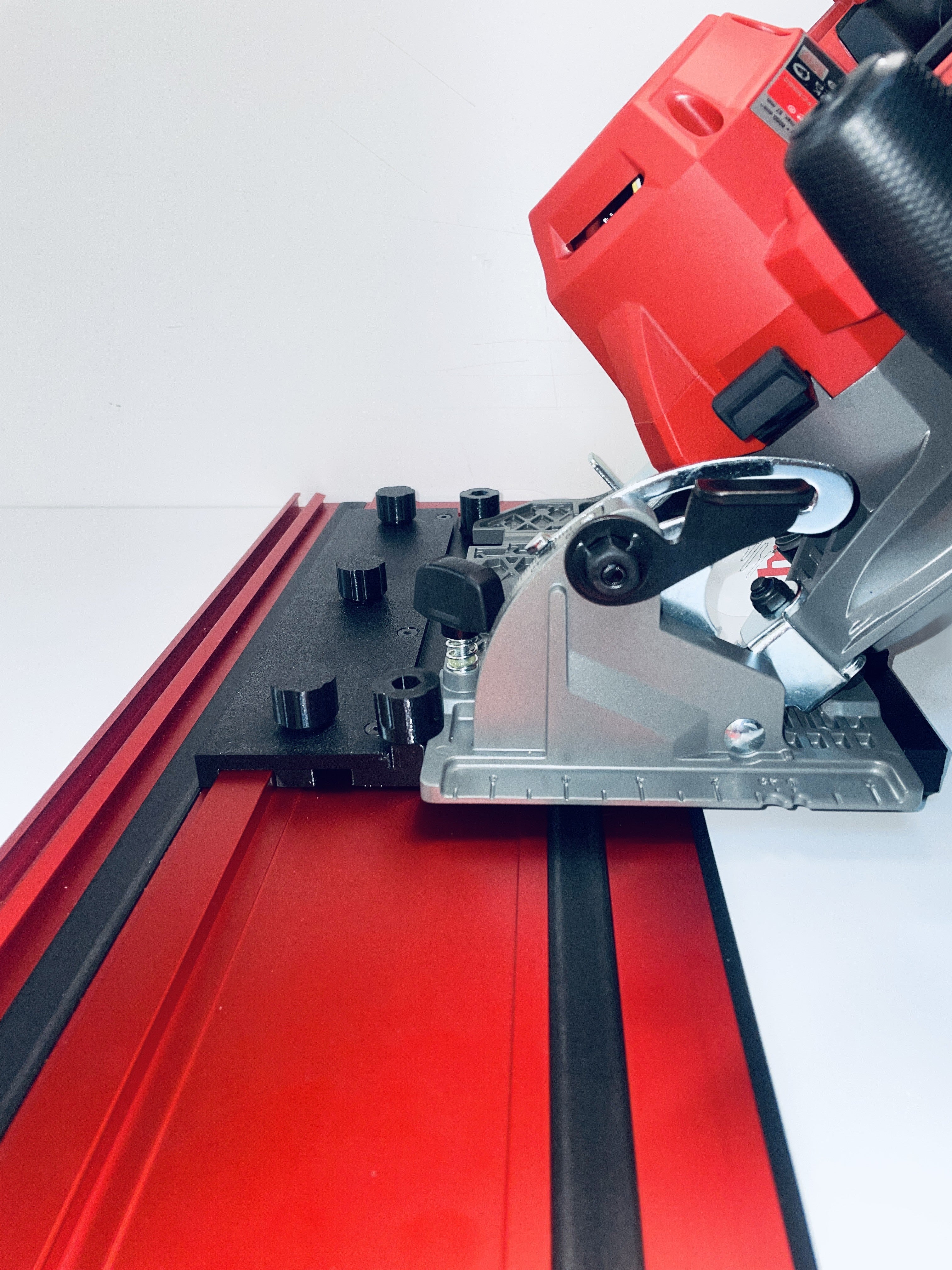 Milwaukee M18 FCS552 2833-20 Milwaukee Guide Rail Adapter Base Plate - Bevel/Angle Cut