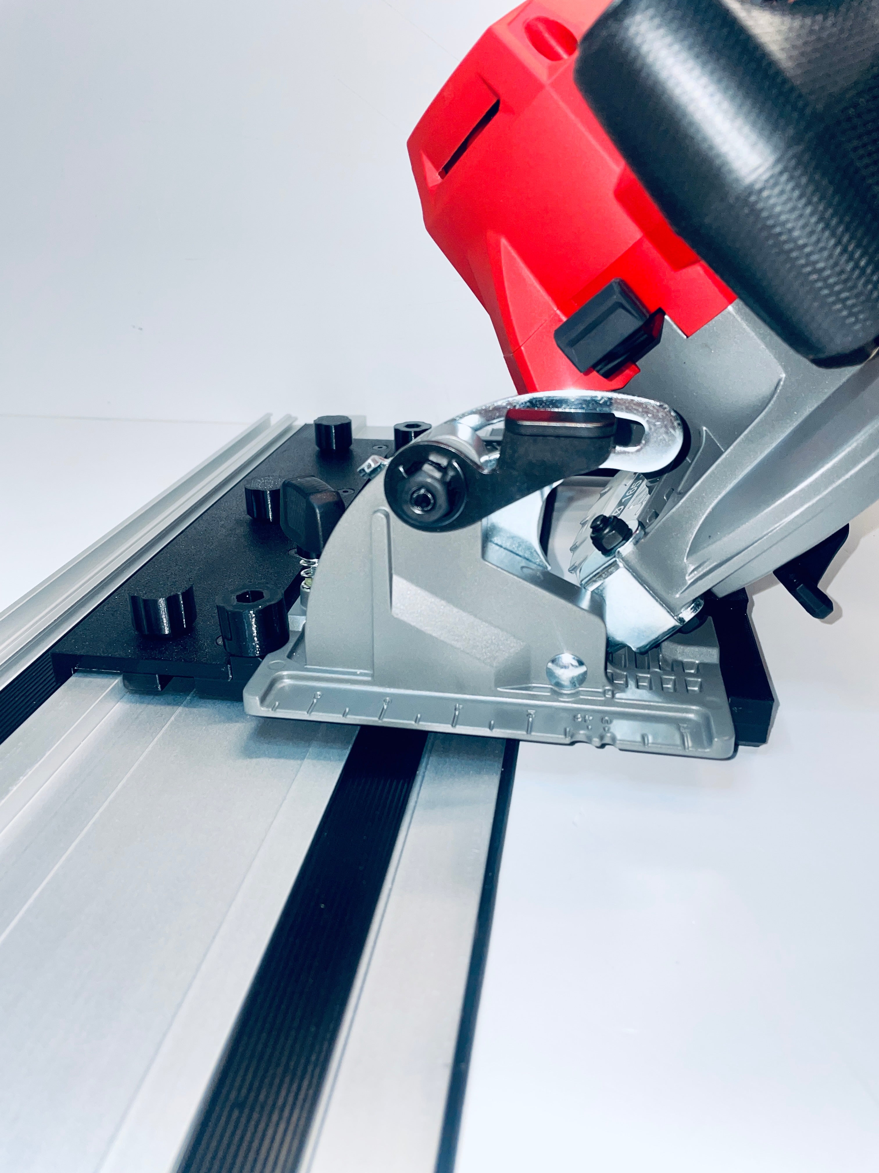 Milwaukee M18 FCS552 2833-20 Buyaparcel Guide Rail Adapter Base Plate - Bevel/Angle Cut