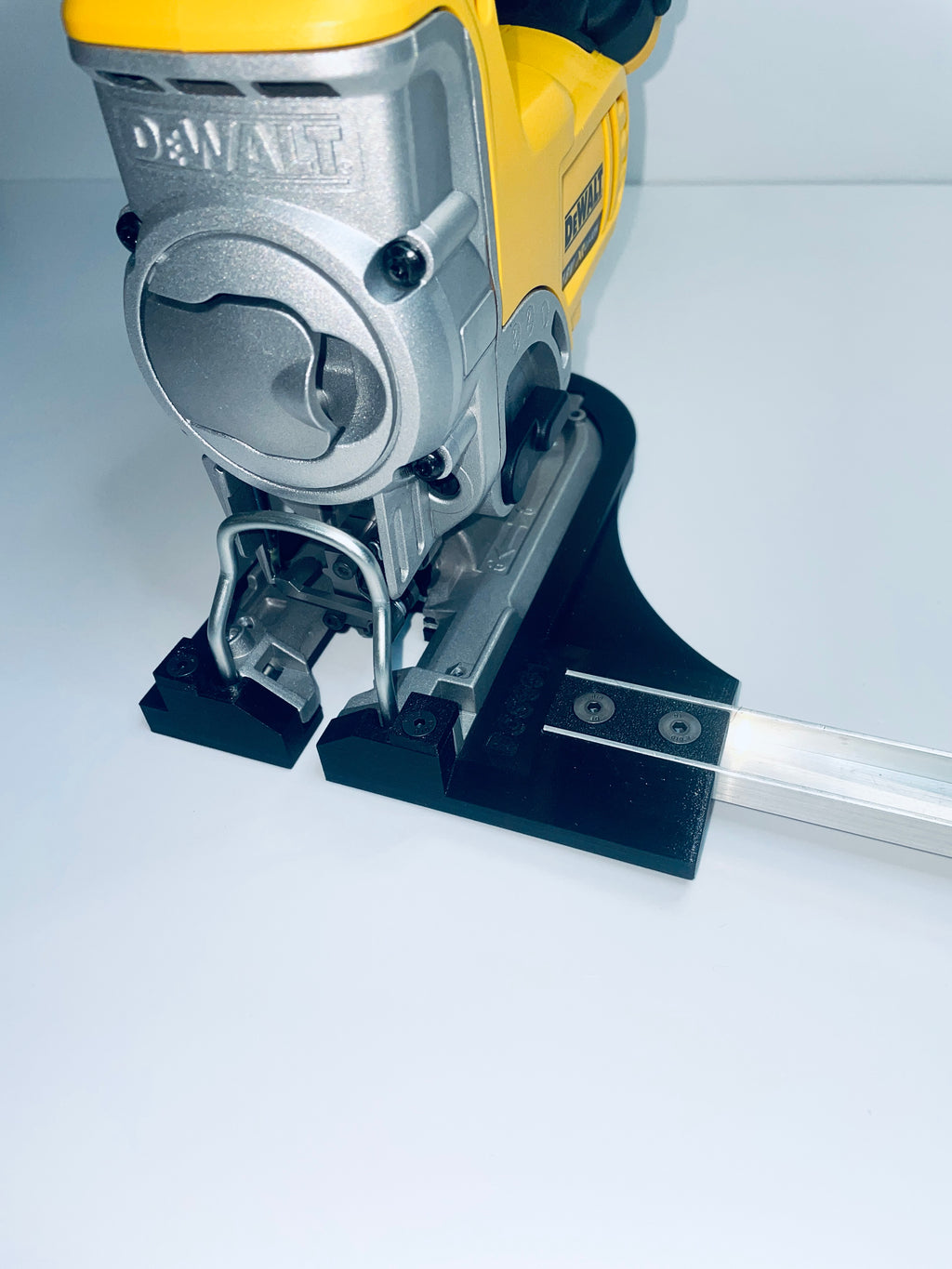 Circle Cutting Jig for DeWalt DCS331 / DW331 Jigsaw – Adjustable Radius 150mm-500mm and 150mm to 1000mm