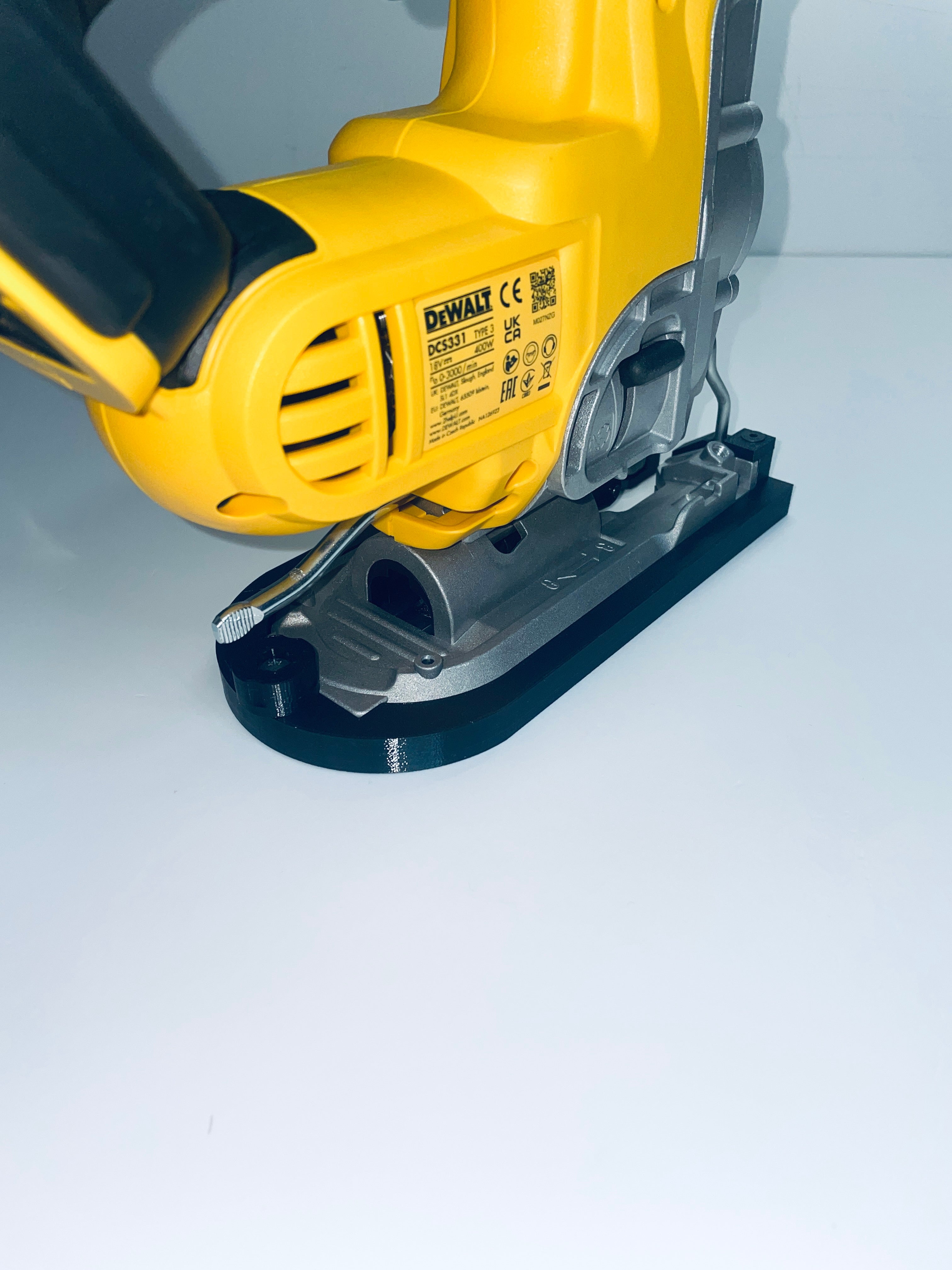 Circle Cutting Jig for DeWalt DCS331 / DW331 Jigsaw – Adjustable Radius 150mm-500mm and 150mm to 1000mm