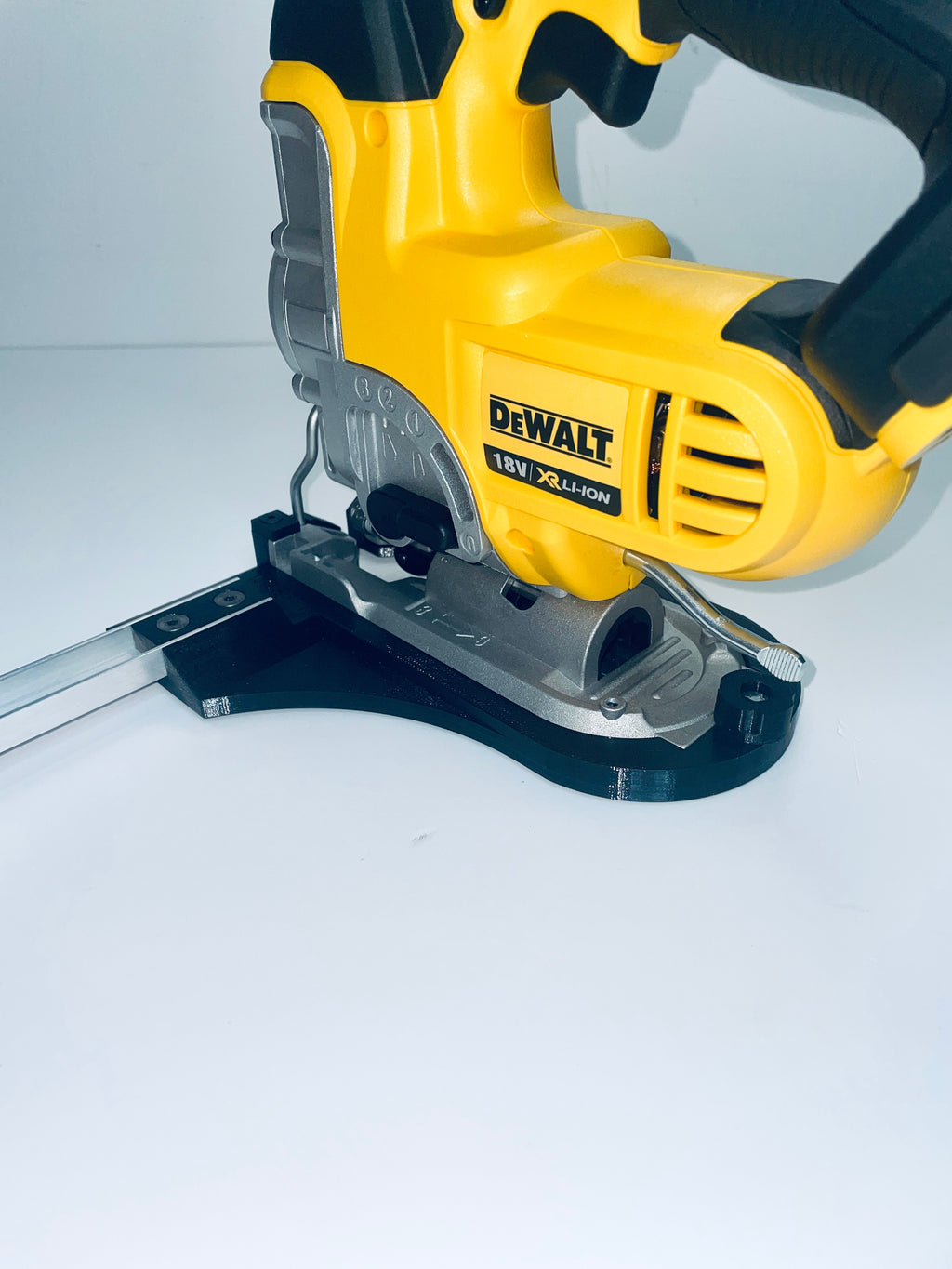 Circle Cutting Jig for DeWalt DCS331 / DW331 Jigsaw – Adjustable Radius 150mm-500mm and 150mm to 1000mm